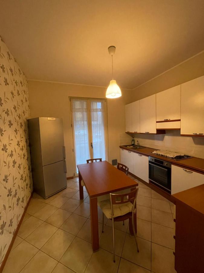 Appartamento Privato A Piacenza Con 3 Camere Matrimoniali المظهر الخارجي الصورة